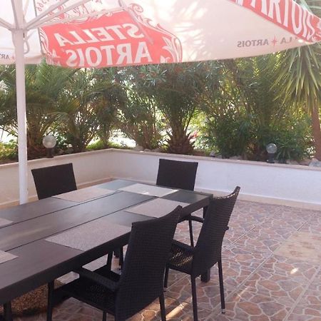 Apartments Duće Екстериор снимка