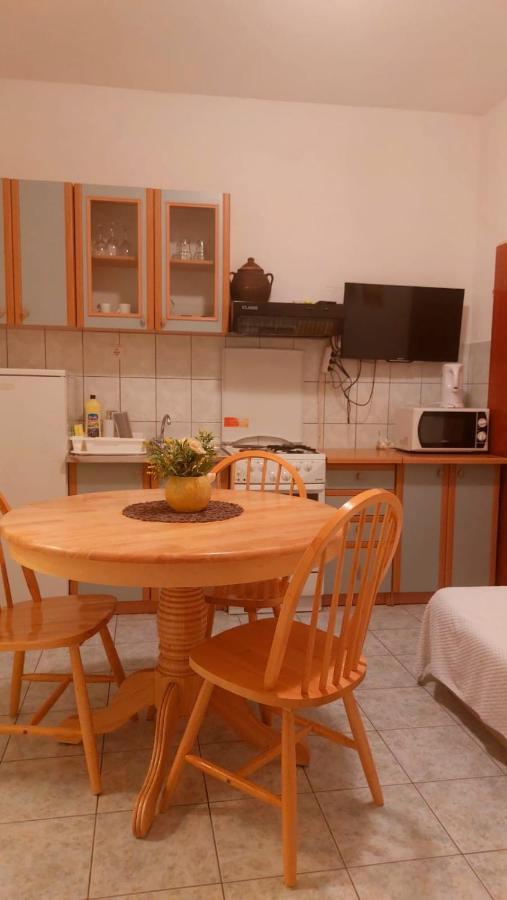 Apartments Duće Екстериор снимка