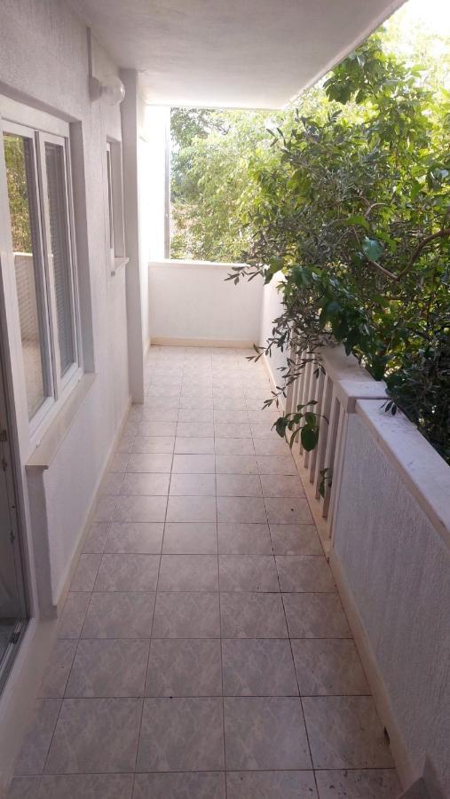 Apartments Duće Екстериор снимка
