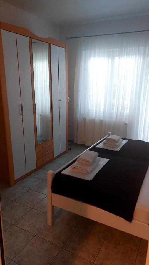 Apartments Duće Екстериор снимка