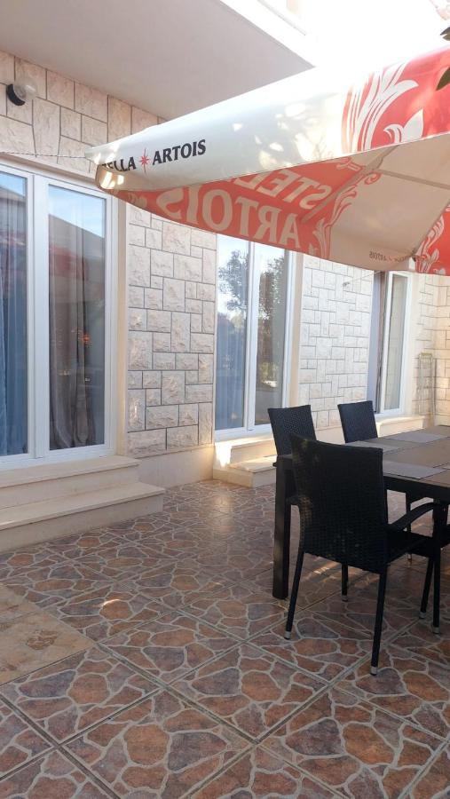 Apartments Duće Екстериор снимка